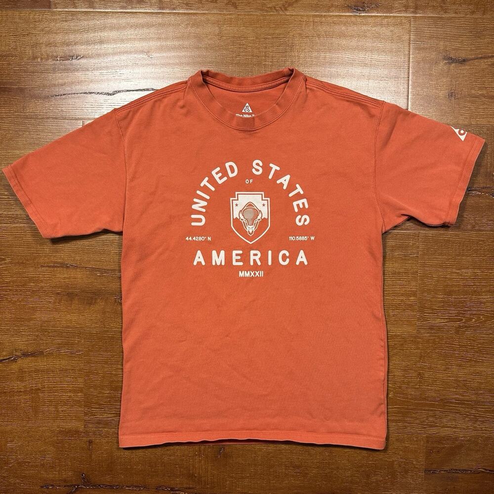 ACG Nike T Shirt Mens M Salmon Orange Heavyweight Cotton Nature Hiking Park City